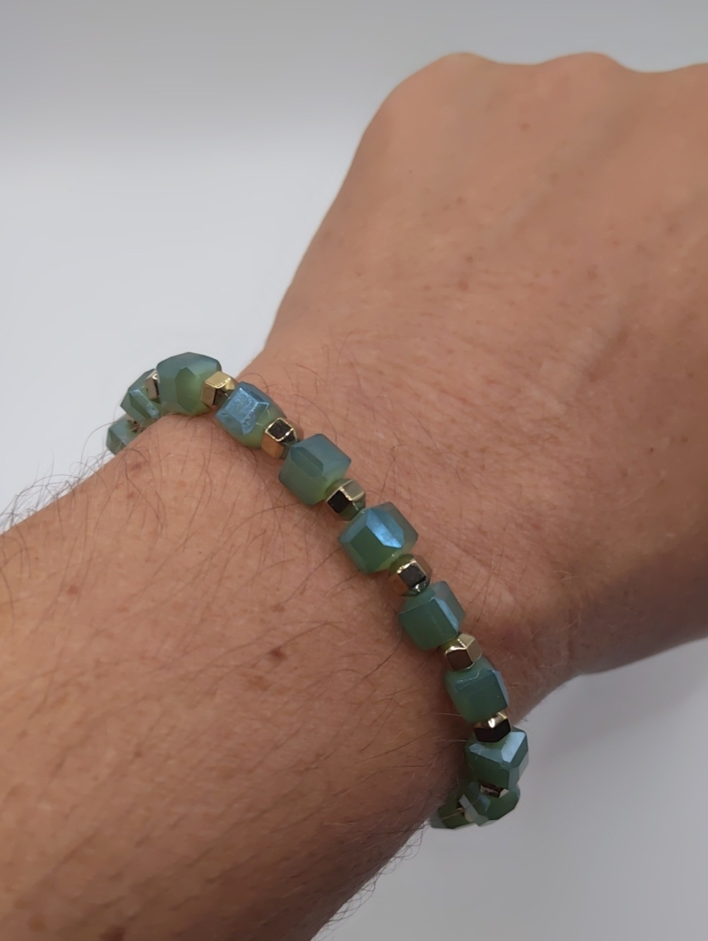 Erimish Green Glass and Gold Tone Spacer Bracelet Size 6.5 - Picture 5 of 5